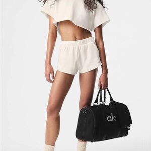 ALO Women’s In The Air Dolphin Short - Ivory